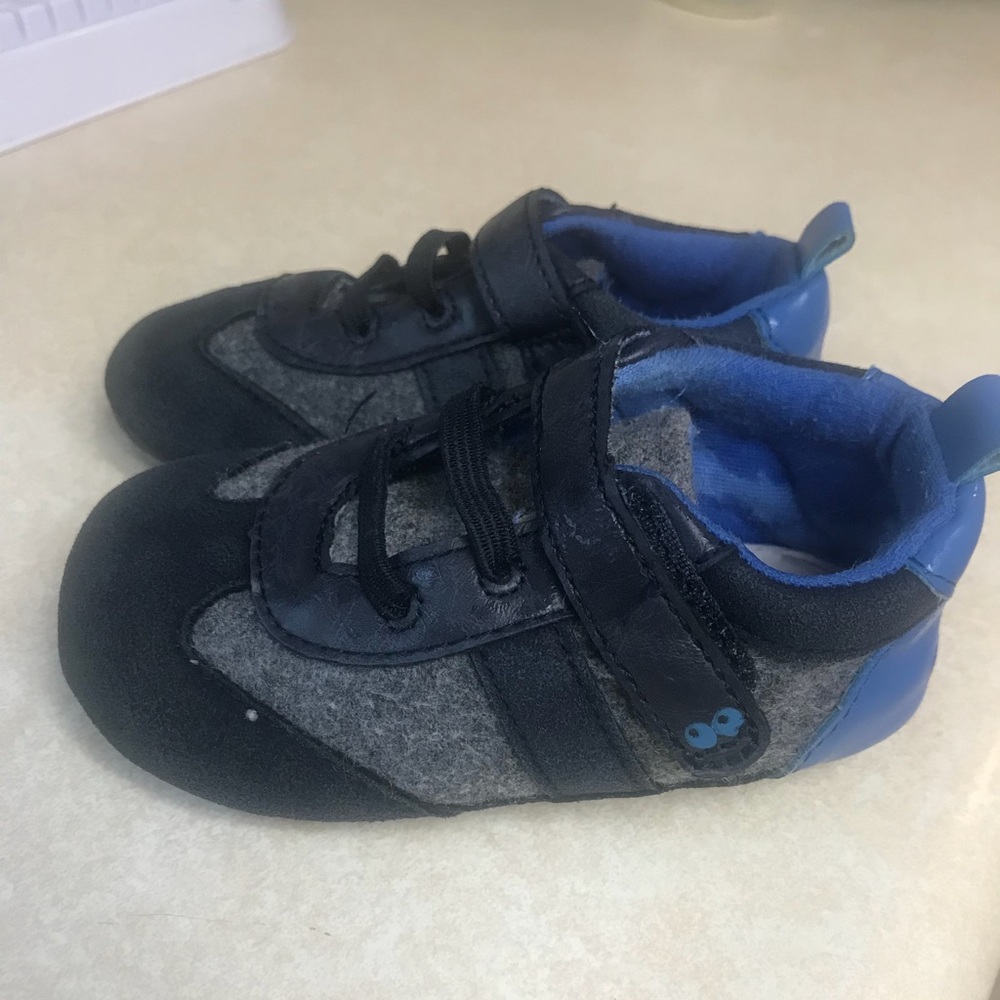 12-18 months Surprize by Stride Rite infant shoes.